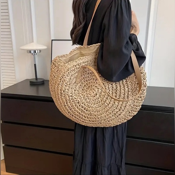 NEW! Round Woven Straw Boho Style Summer Beach Bag Large Capacity Shoulder Bag - Picture 3 of 5